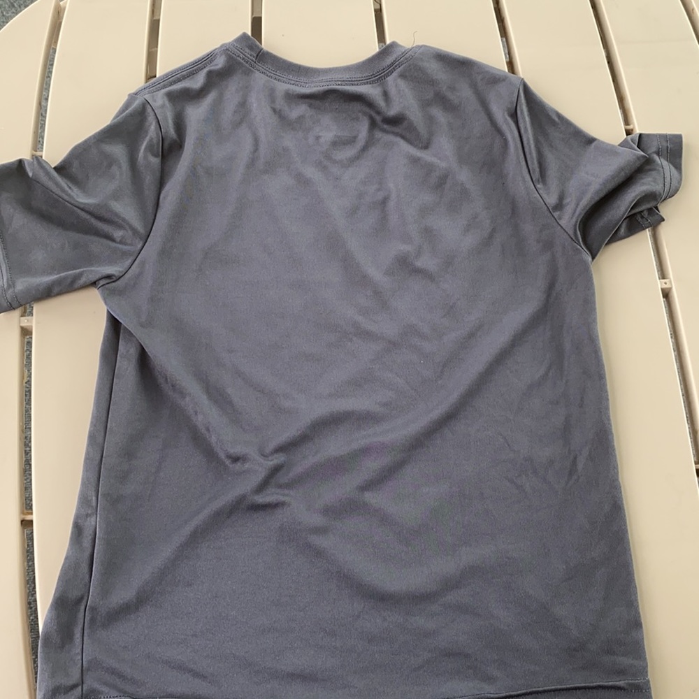 Performance tee - Picture 3 of 3